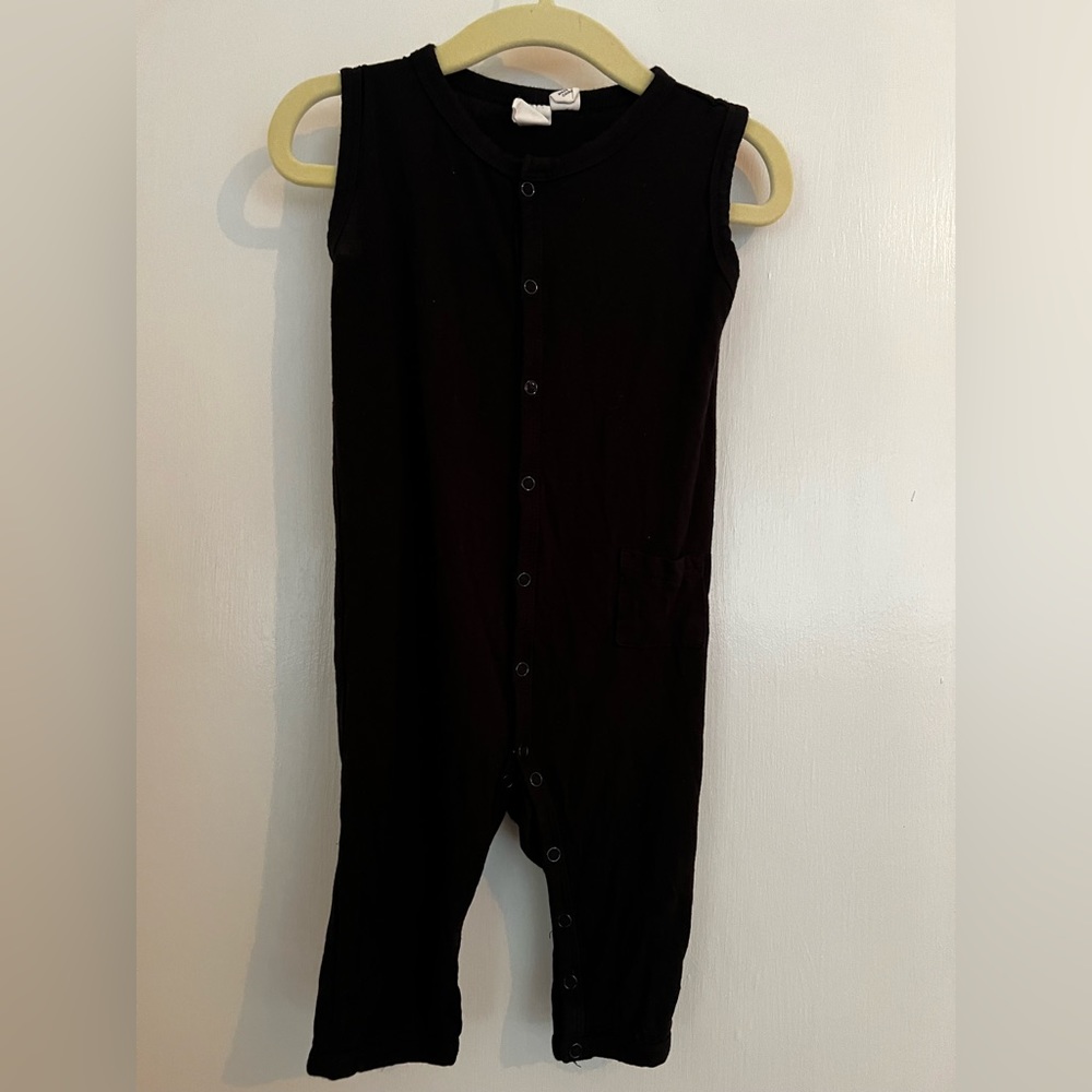 Kyte baby sleeveless button snap romper 18-24 months